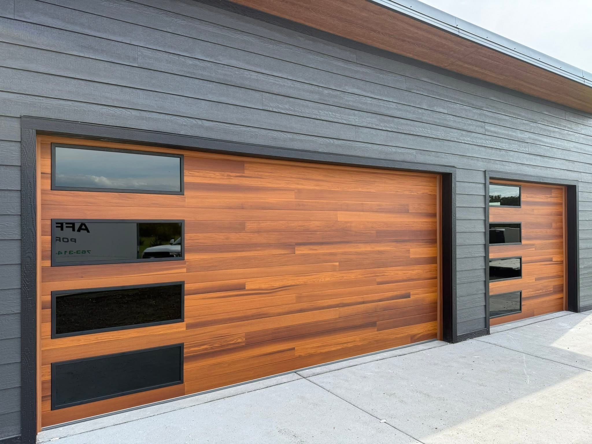 Custom Wood & Full‑View